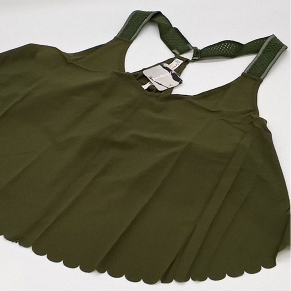 NEW Free People Movement SMALL Pretty lil running top Scallop Edge Army - Picture 3 of 7